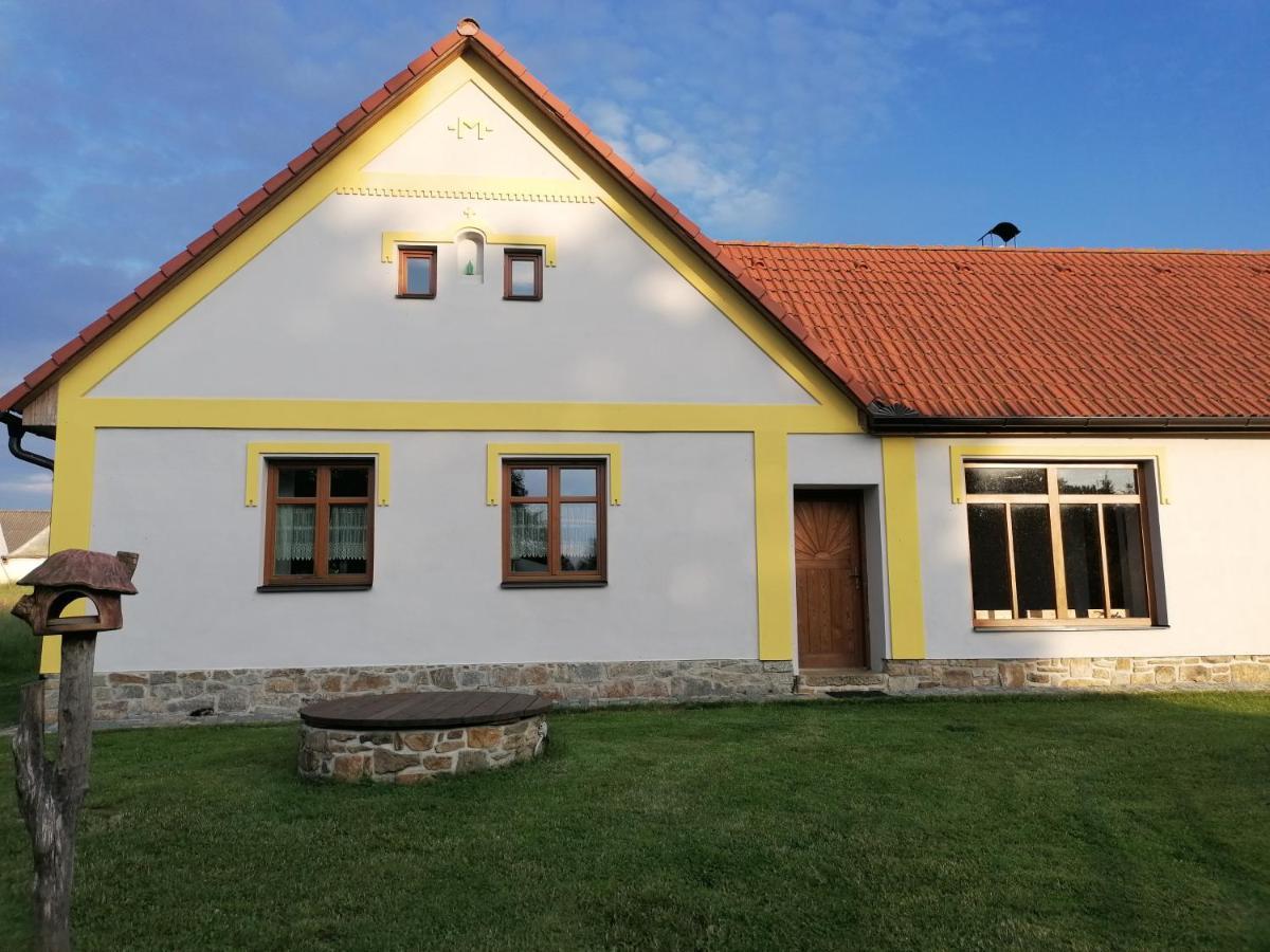 Apartmán na statku Jílovice Esterno foto